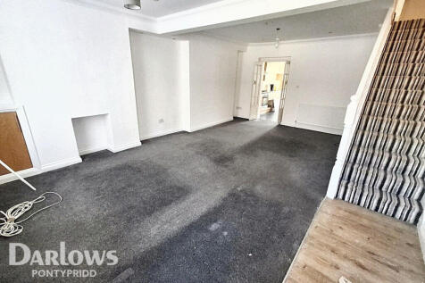 Coedpenmaen Road, Pontypridd 4 bed terraced house for sale
