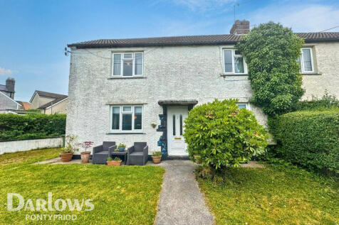 2 bedroom semi-detached house for sale