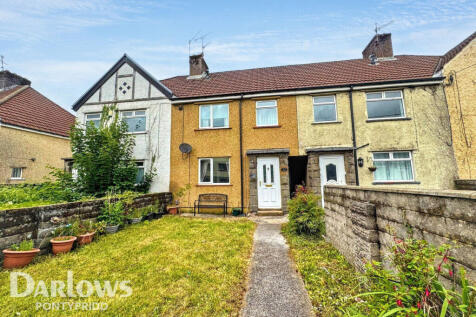 Poplar Road, Pontypridd 2 bed terraced house for sale