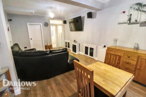 Hurford Street, Pontypridd 3 bed end of terrace house for sale