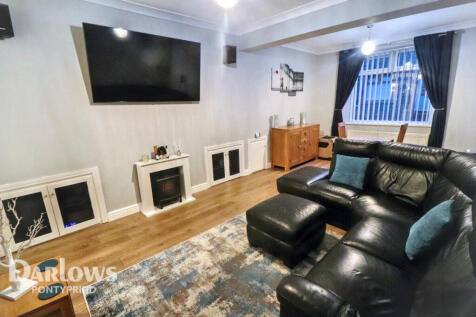Hurford Street, Pontypridd 3 bed end of terrace house for sale