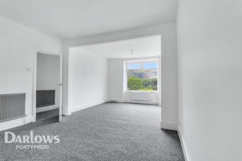 Pontshonnorton Road, Pontypridd 3 bed terraced house for sale