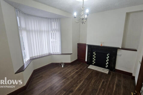 Brynhyfryd Street, Clydach Vale... 3 bed terraced house for sale