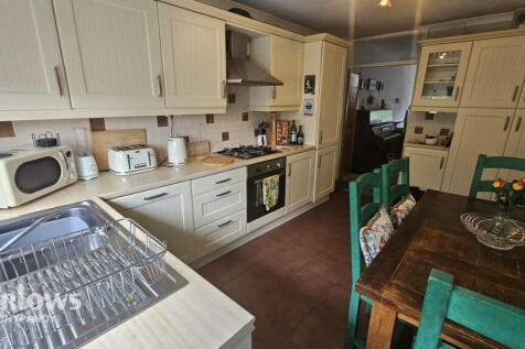 Tonypandy CF40 1 3 bed terraced house for sale