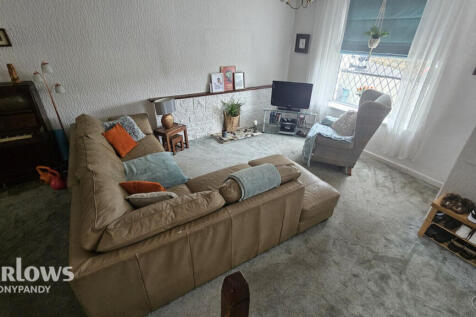 Tonypandy CF40 1 3 bed terraced house for sale