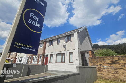 Treorchy CF42 5 3 bed end of terrace house for sale