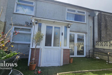 Brook Street, Porth CF39 2 bed terraced house for sale