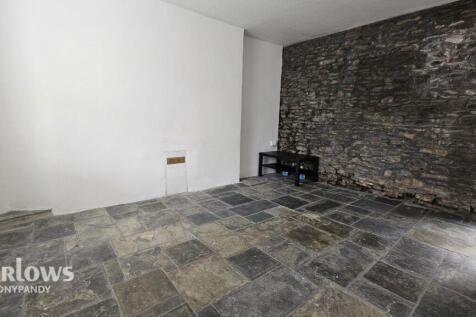 East road, Tylorstown, Ferndale CF43 3 2 bed terraced house for sale