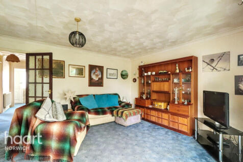 West Acre Drive, Norwich 2 bed bungalow for sale