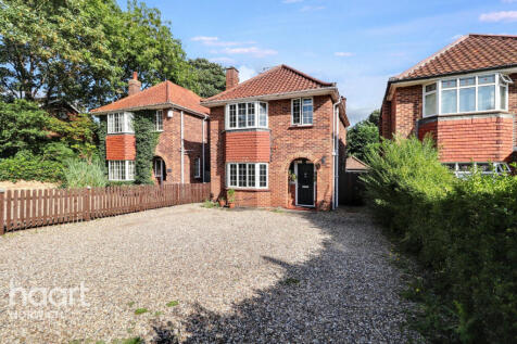 North Walsham Road, Norwich 3 bed detached house for sale