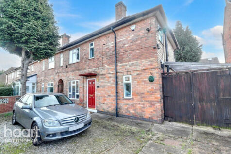 3 bedroom end of terrace house for sale