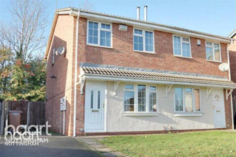 2 bedroom semi-detached house for sale