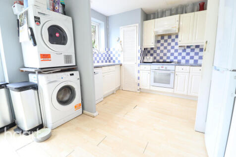Meadfield, Edgware, HA8 3 bed end of terrace house for sale