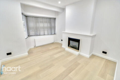 Burnham Crescent, Dartford 2 bed maisonette for sale