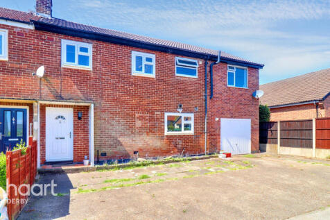 5 bedroom semi-detached house for sale