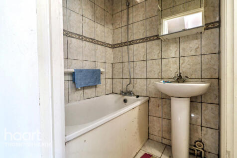 Furze Road, Thornton Heath 1 bed flat for sale