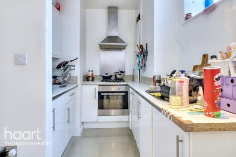 London Road, Thornton Heath 2 bed flat for sale