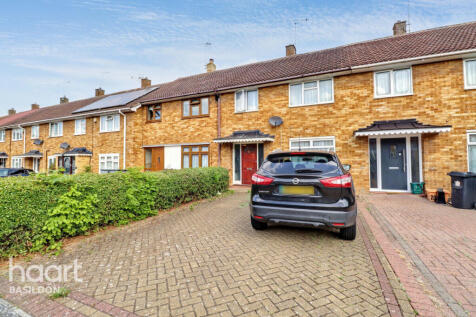 Little Bentley, Basildon 3 bed terraced house for sale