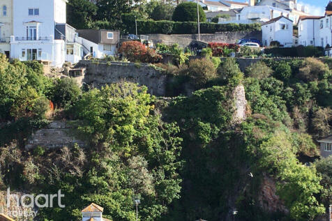Coburg Place, Torquay 2 bed apartment for sale
