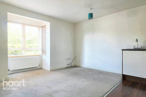 Milton Road, Bedford 2 bed apartment for sale