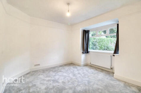 Harrow Road, Sevenoaks 3 bed detached bungalow for sale
