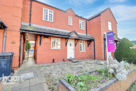 Roman Wharf, Lincoln 2 bed townhouse for sale