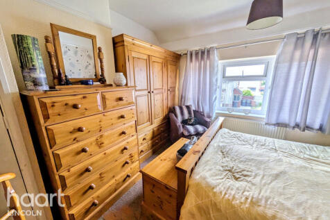 East Avenue, Bracebridge Heath 3 bed semi