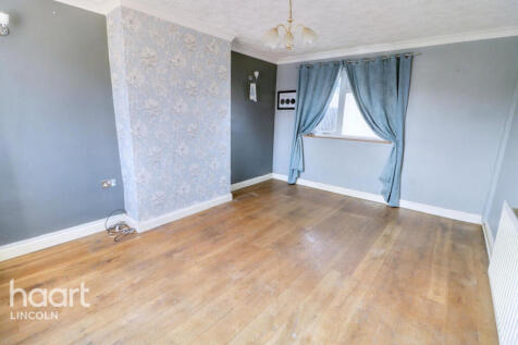 Brunswick Square, Billinghay 3 bed semi