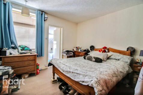 Albany Street, Lincoln 2 bed terraced house for sale