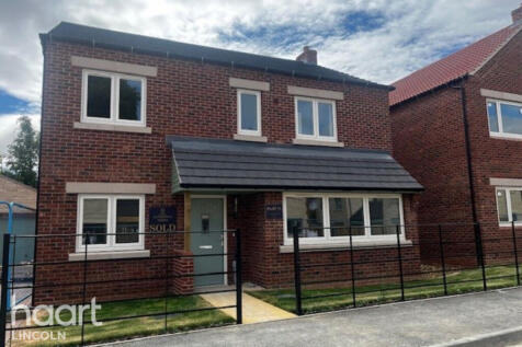 Royal Meadow, Leadenham 4 bed detached house for sale