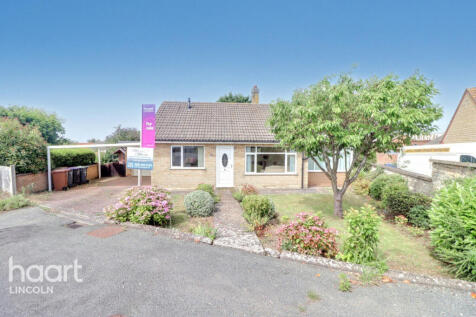 Crossfield Road, Lincoln 2 bed detached bungalow for sale