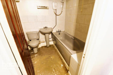 Dale Road, READING 1 bed flat for sale
