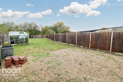 Nine Mile Ride, Wokingham 1 bed barn conversion for sale