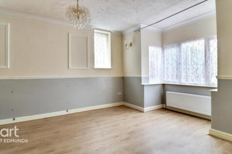 Highbury Crescent, Bury St Edmunds 1 bed chalet for sale