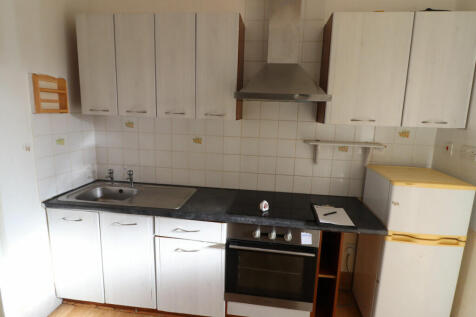 Biscot Road, Luton 2 bed apartment for sale