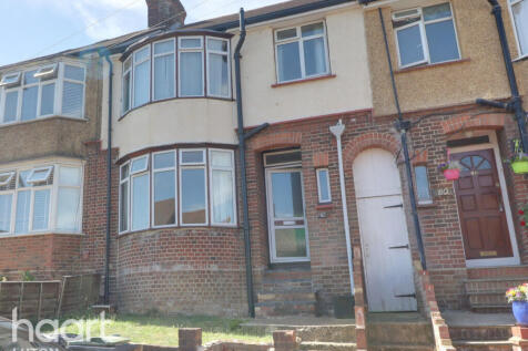Harcourt Street, Luton 3 bed terraced house for sale