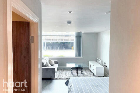 Wokingham Road, BRACKNELL 1 bed apartment for sale