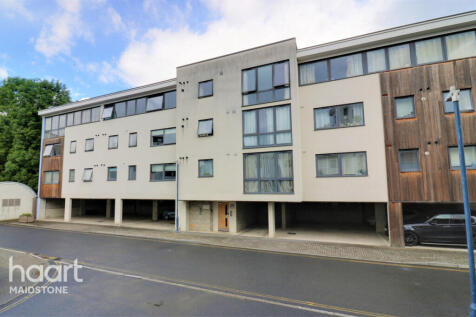 Clifford Way, Maidstone 1 bed apartment for sale