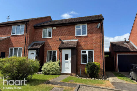 The Spillway, Maidstone 2 bed end of terrace house for sale