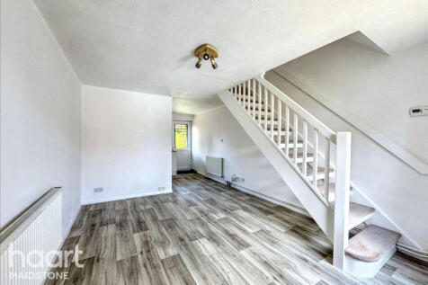 The Spillway, Maidstone 2 bed end of terrace house for sale
