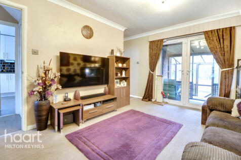 Maynard Close, Milton Keynes 3 bed semi