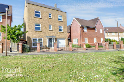Frampton Grove, Milton Keynes 5 bed detached house for sale