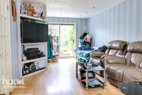 Emmett Close, Milton Keynes 3 bed detached house for sale