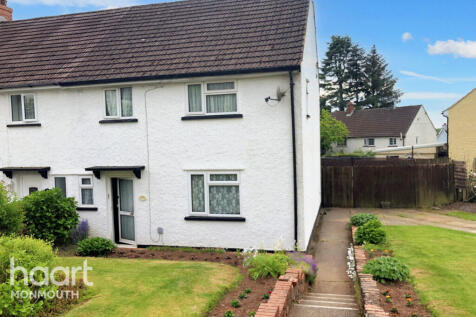 Wesley Way, Chepstow 3 bed end of terrace house for sale