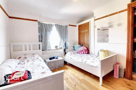 Upper Town Road, Greenford 3 bed terraced house for sale