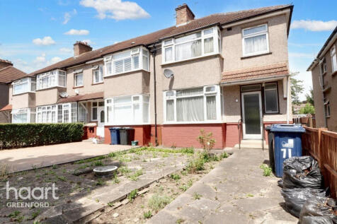 Kings Avenue, Greenford 3 bed end of terrace house for sale