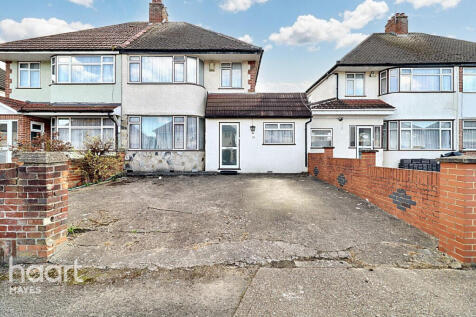 4 bedroom semi-detached house for sale