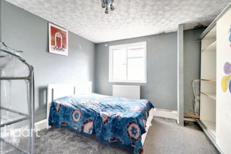 Melrose Close, Hayes 4 bed terraced house for sale