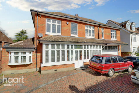 Parkstone Avenue, Hornchurch 8 bed detached house for sale