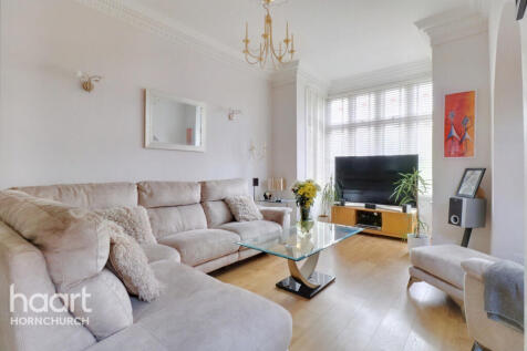 8 bedroom detached house for sale
